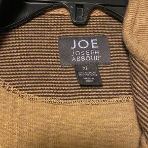 Joseph Abboud Men's Tan Striped Crewneck Sweater